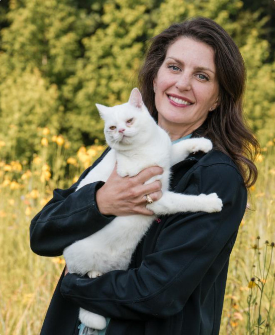 Crossroads Animal Hospital's Veterinarian: Dr Davis Crossroads Animal Hospital's Veterinarian: Dr Davis